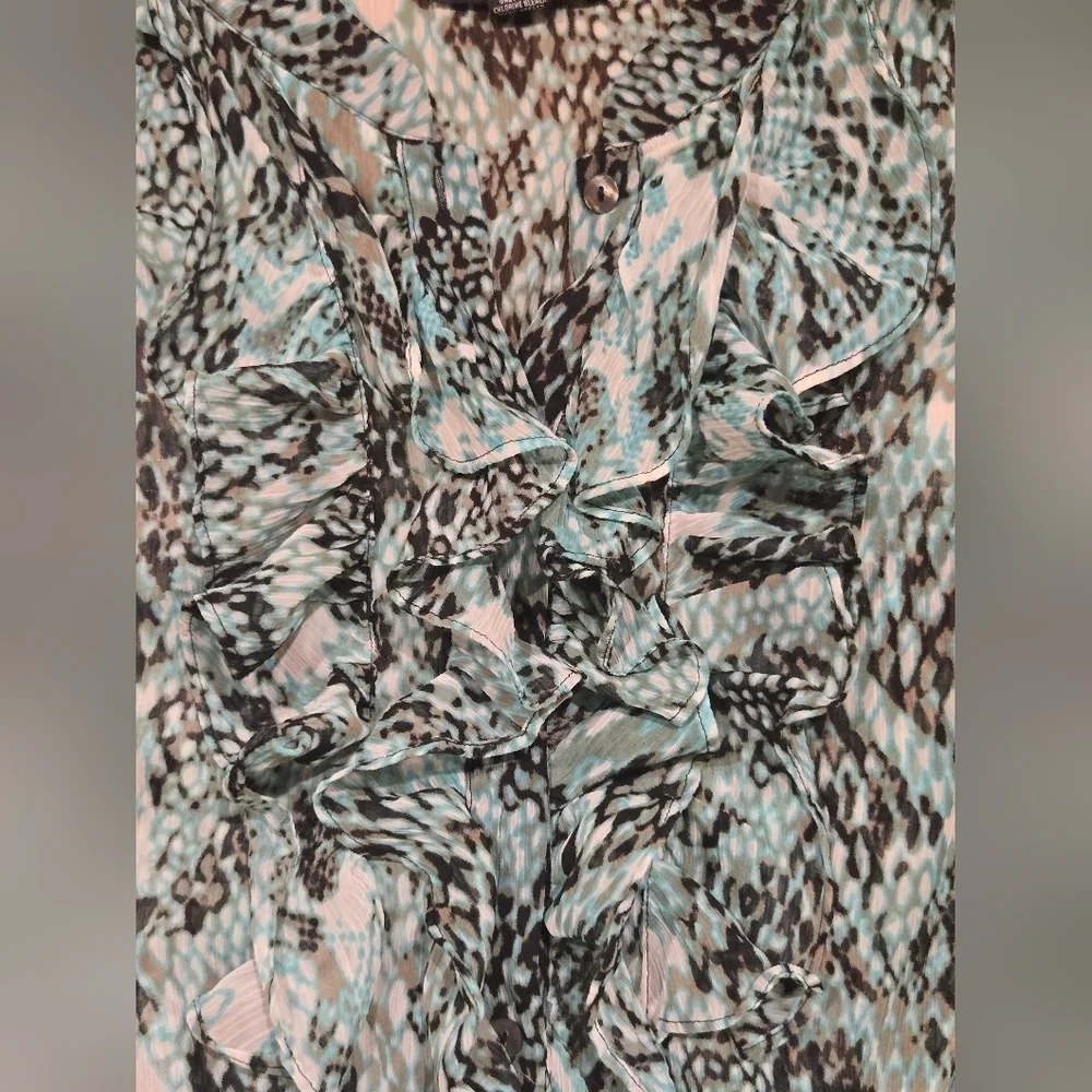 NWOT Alfani Patterned Ruffle Top - Picture 4 of 7